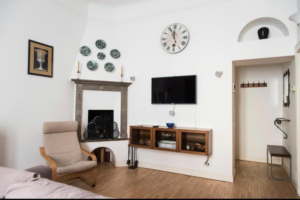 Apartament Joivy Classic Flat Near Basilica Di Sant'Ambrogio Mediolan Zewnętrze zdjęcie
