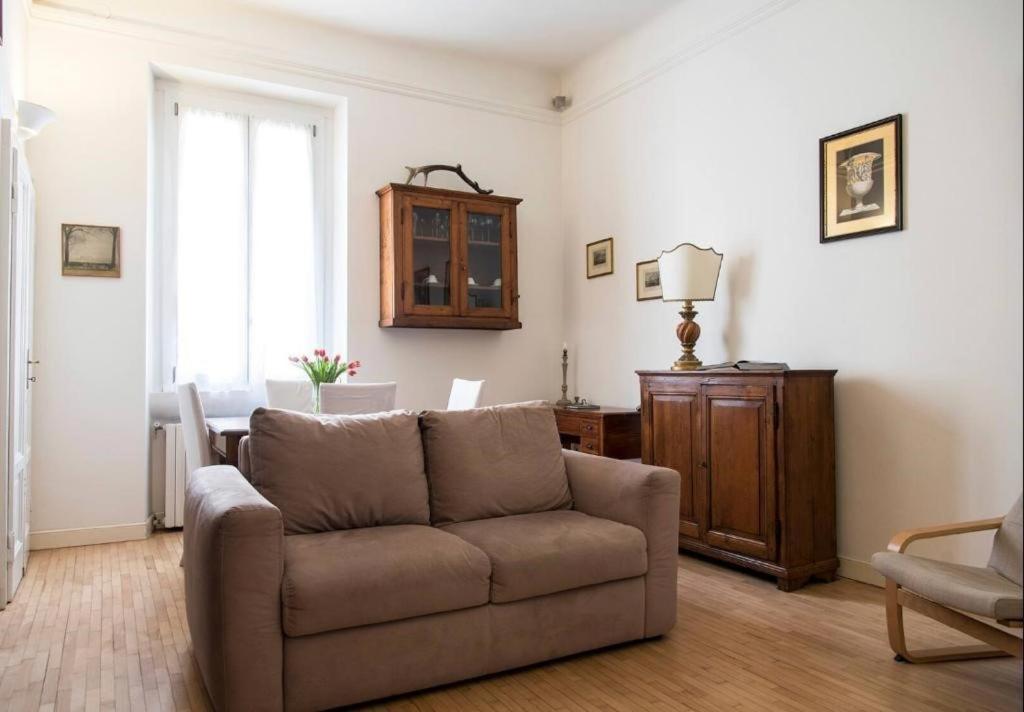 Apartament Joivy Classic Flat Near Basilica Di Sant'Ambrogio Mediolan Zewnętrze zdjęcie