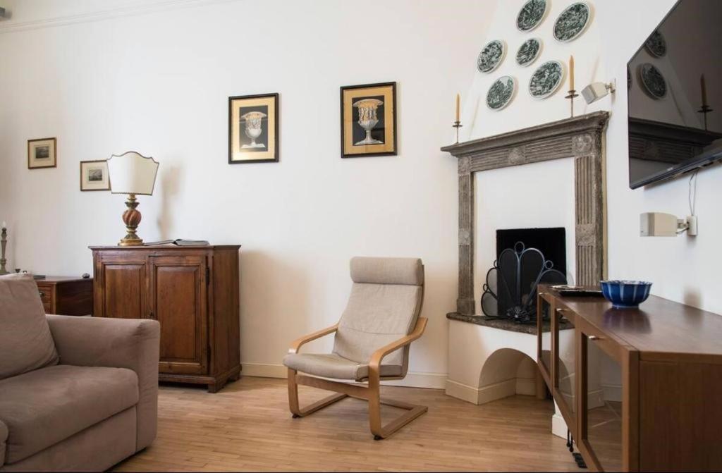 Apartament Joivy Classic Flat Near Basilica Di Sant'Ambrogio Mediolan Zewnętrze zdjęcie