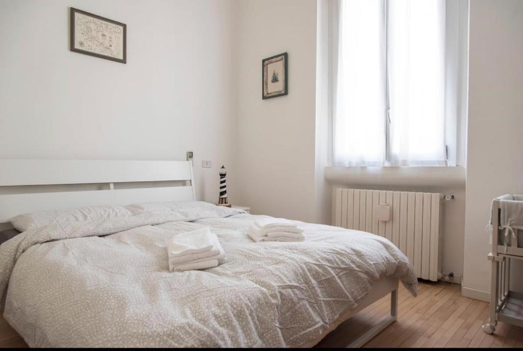 Apartament Joivy Classic Flat Near Basilica Di Sant'Ambrogio Mediolan Zewnętrze zdjęcie