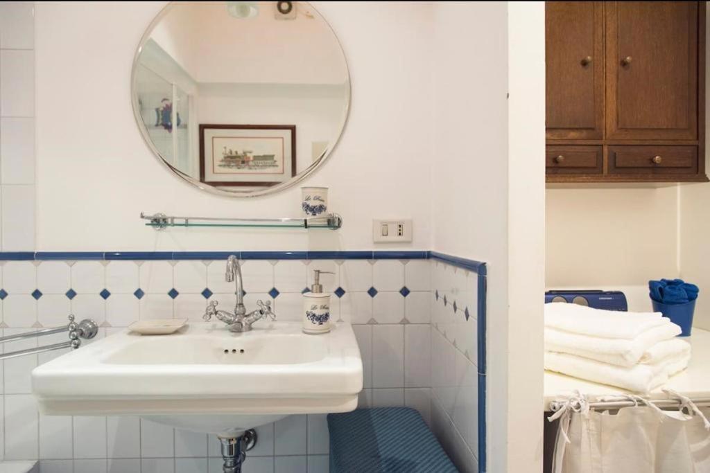 Apartament Joivy Classic Flat Near Basilica Di Sant'Ambrogio Mediolan Zewnętrze zdjęcie